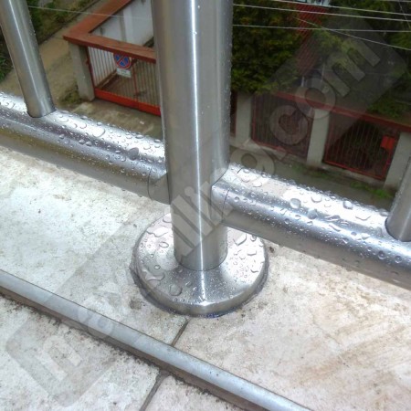 Иноксови парапети